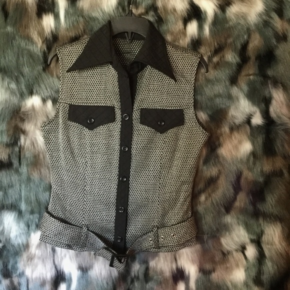 $35⬇️2pc suit Black and White - Picture 3 of 6